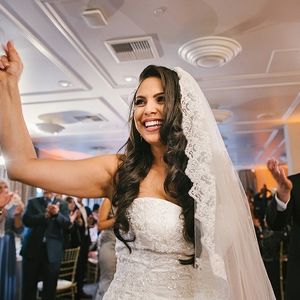 Lace Fingertip Veil with Sequins